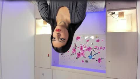 Snapshot of miaturnerr_ chatting on April 2026 12:06:02 PM miaturnerr_ online show from April 2026 12:06:02 PM