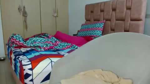 Snapshot of miavanessa_high chatting on January 2026 05:33:01 AM MIA VANESSA online show from January 2026 05:33:01 AM