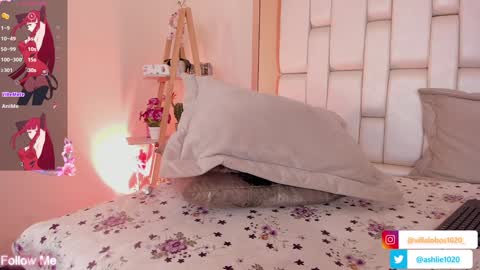 Mia Villalobos online show from February 2025 09:57:01 PM