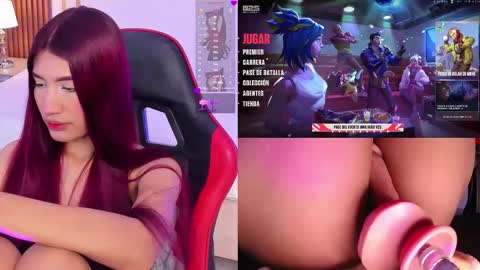 mia online show from December 2025 09:22:01 PM