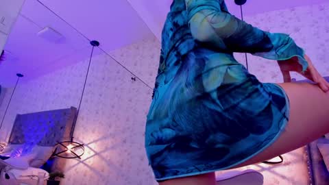 Mia winx  online show from December 2024 05:07:02 AM