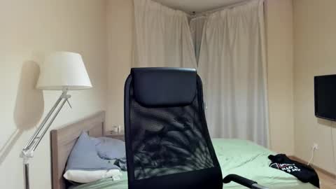 Michael Birkin online show from December 2024 03:45:01 AM