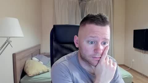 Michael Birkin online show from October 2025 04:01:02 AM