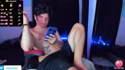 Snapshot of michael_kendall0 chatting on December 2024 01:41:02 AM michael independent model  online show from December 2024 01:41:02 AM