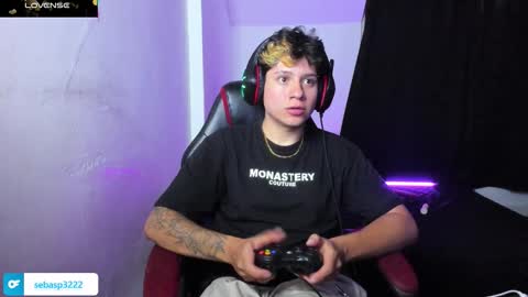 Snapshot of michael_kendall0 chatting on October 2025 12:54:02 AM michael independent model  online show from October 2025 12:54:02 AM