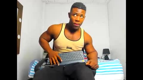 Snapshot of michael_smitht chatting on November 2025 02:00:01 AM Michael online show from November 2025 02:00:01 AM