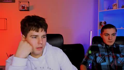 Snapshot of michael_strong_ chatting on December 2025 09:58:02 AM Your Michael online show from December 2025 09:58:02 AM