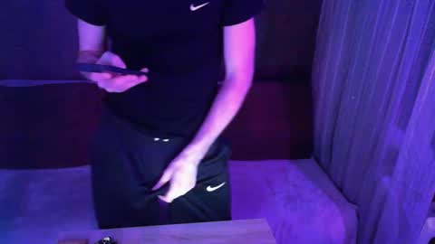 Snapshot of michael_thom2 chatting on February 2026 04:23:01 PM Dark side online show from February 2026 04:23:01 PM