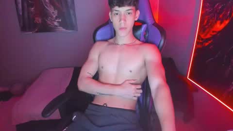 Michael online show from October 2025 03:42:02 AM