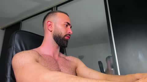Snapshot of michaelevansx chatting on March 2025 02:12:02 AM MichaelEvansx online show from March 2025 02:12:02 AM