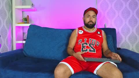 Michaell online show from December 2024 01:24:01 AM