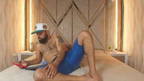 Snapshot of michaell_twink chatting on May 2026 12:07:02 AM Michaell online show from May 2026 12:07:02 AM
