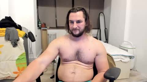 michaelragnar90 online show from November 2025 05:34:01 PM