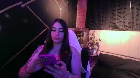 Snapshot of michell_h chatting on June 2026 06:01:01 AM Nani online show from June 2026 06:01:01 AM