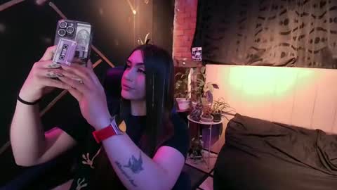 Snapshot of michell_h chatting on July 2026 05:14:02 AM Nani online show from July 2026 05:14:02 AM