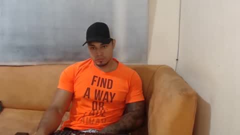 Snapshot of michelle_allen0104 chatting on January 2025 09:12:01 AM michelle_allen0104 online show from January 2025 09:12:01 AM