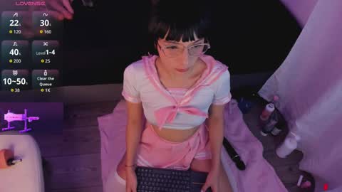 michelle_cutee_ online show from October 2025 07:58:01 PM