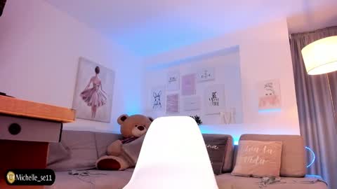 Snapshot of michelle_se chatting on December 2024 02:23:02 AM Michelle online show from December 2024 02:23:02 AM