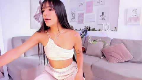 Snapshot of michelle_se chatting on January 2025 01:10:02 PM Michelle online show from January 2025 01:10:02 PM