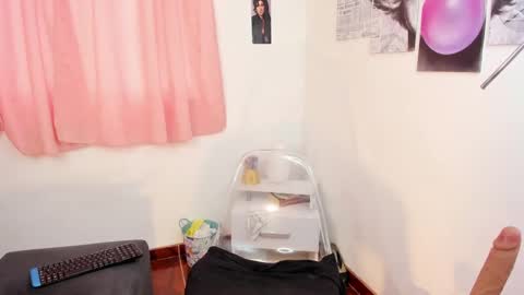 Snapshot of michelle_se chatting on March 2025 03:24:02 PM Michelle online show from March 2025 03:24:02 PM