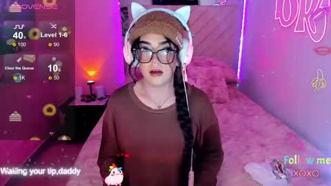 Snapshot of michellevanss22 chatting on March 2026 04:51:01 AM online show from March 2026 04:51:01 AM