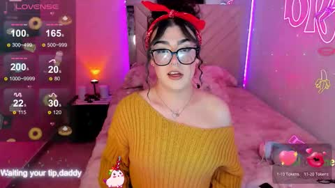 Snapshot of michellevanss22 chatting on March 2026 04:51:02 AM online show from March 2026 04:51:02 AM