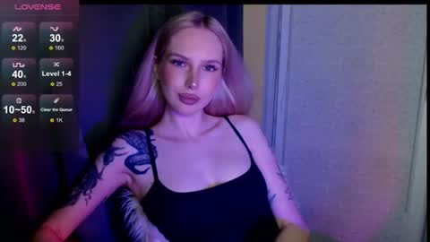 Snapshot of michellevelour chatting on July 2026 05:06:02 PM Michelle online show from July 2026 05:06:02 PM