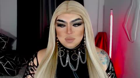 Michelle online show from December 2025 06:24:02 PM