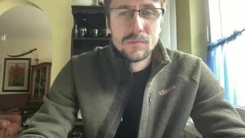 Snapshot of michgabo chatting on December 2025 09:47:02 AM michgabo online show from December 2025 09:47:02 AM