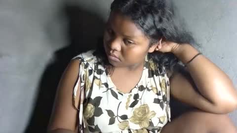 michou61 online show from February 2026 06:31:02 AM