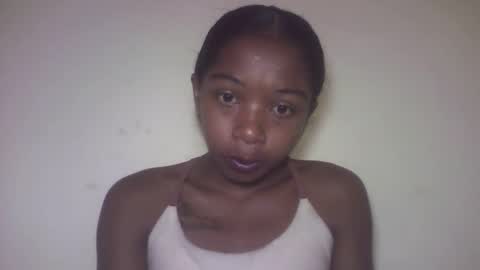 Snapshot of michou_69 chatting on May 2026 05:37:02 AM michou_69 online show from May 2026 05:37:02 AM