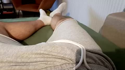 Mickey online show from April 2026 06:13:02 PM