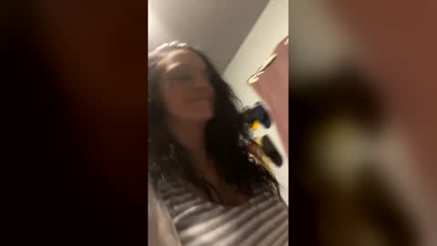 midnght_slut online show from April 2026 01:33:01 AM
