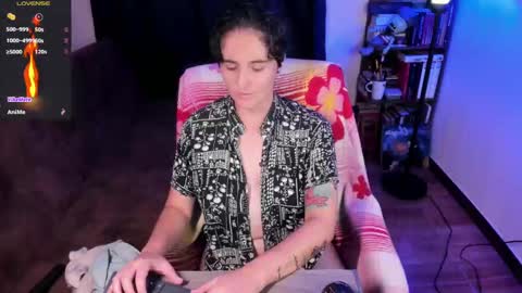 Snapshot of midnight07_ chatting on December 2024 02:05:01 AM Blue online show from December 2024 02:05:01 AM