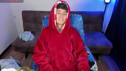 Snapshot of midnight07_ chatting on January 2025 03:34:02 AM Blue online show from January 2025 03:34:02 AM