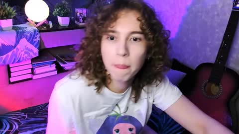 Snapshot of midnight_answer chatting on December 2024 04:46:02 PM Max online show from December 2024 04:46:02 PM