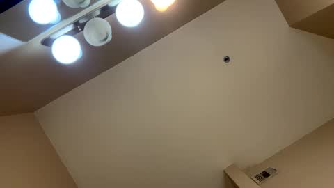 Snapshot of midnightcouple00 chatting on November 2025 11:32:01 AM SexyLatinaCouple online show from November 2025 11:32:01 AM