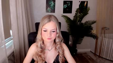 midnighteaura online show from April 2026 11:25:02 AM