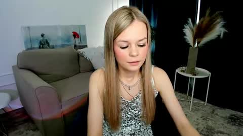 Snapshot of midnighteaura chatting on May 2026 11:26:02 AM midnighteaura online show from May 2026 11:26:02 AM