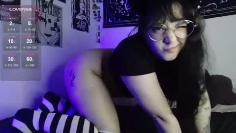 Snapshot of midnightkitten_ chatting on July 2026 10:45:01 PM Nana online show from July 2026 10:45:01 PM