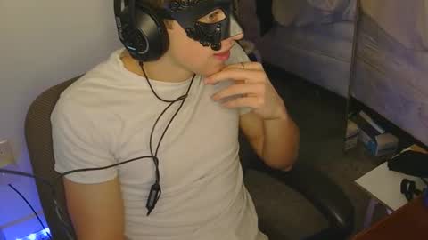 midnightmasc online show from March 2026 05:52:01 PM