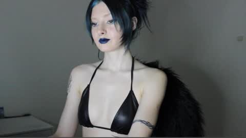 midnightsiren online show from March 2026 09:44:02 PM