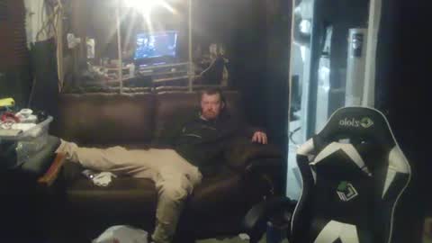 Snapshot of midtownhustler chatting on October 2025 12:12:02 PM midtownhustler online show from October 2025 12:12:02 PM