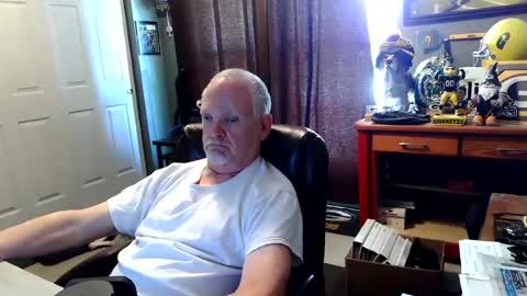midwestdad09 online show from June 2026 07:34:02 PM