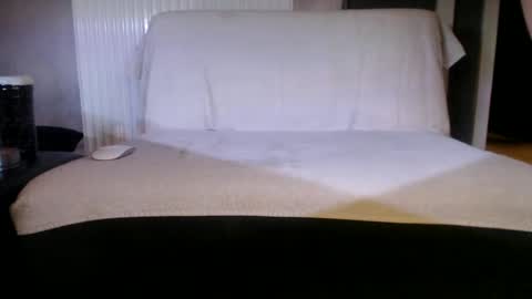 mies35 online show from February 2026 07:25:02 PM