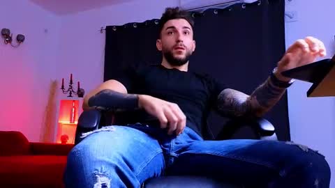 Snapshot of mightyaaron chatting on November 2025 05:52:01 AM MightyAaron online show from November 2025 05:52:01 AM