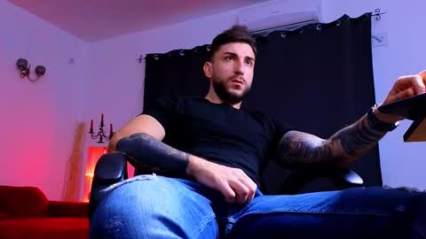 Snapshot of mightyaaron chatting on November 2025 05:28:02 AM MightyAaron online show from November 2025 05:28:02 AM