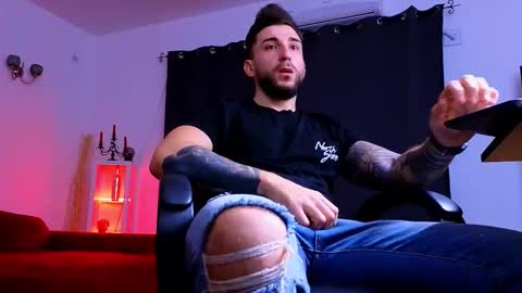 Snapshot of mightyaaron chatting on November 2025 05:24:01 AM MightyAaron online show from November 2025 05:24:01 AM