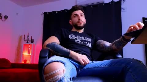 Snapshot of mightyaaron chatting on November 2025 03:57:02 PM MightyAaron online show from November 2025 03:57:02 PM