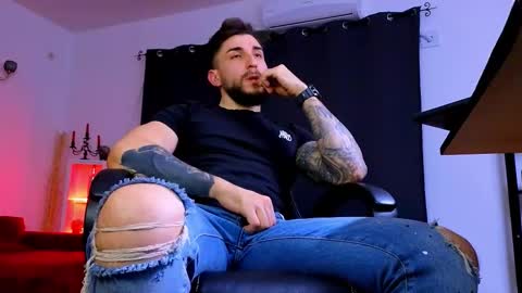 Snapshot of mightyaaron chatting on February 2026 05:13:02 PM MightyAaron online show from February 2026 05:13:02 PM